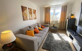 Schoelerberg Apartment Mit Tiefgaragenparkplatz Und Kingsize-Bett